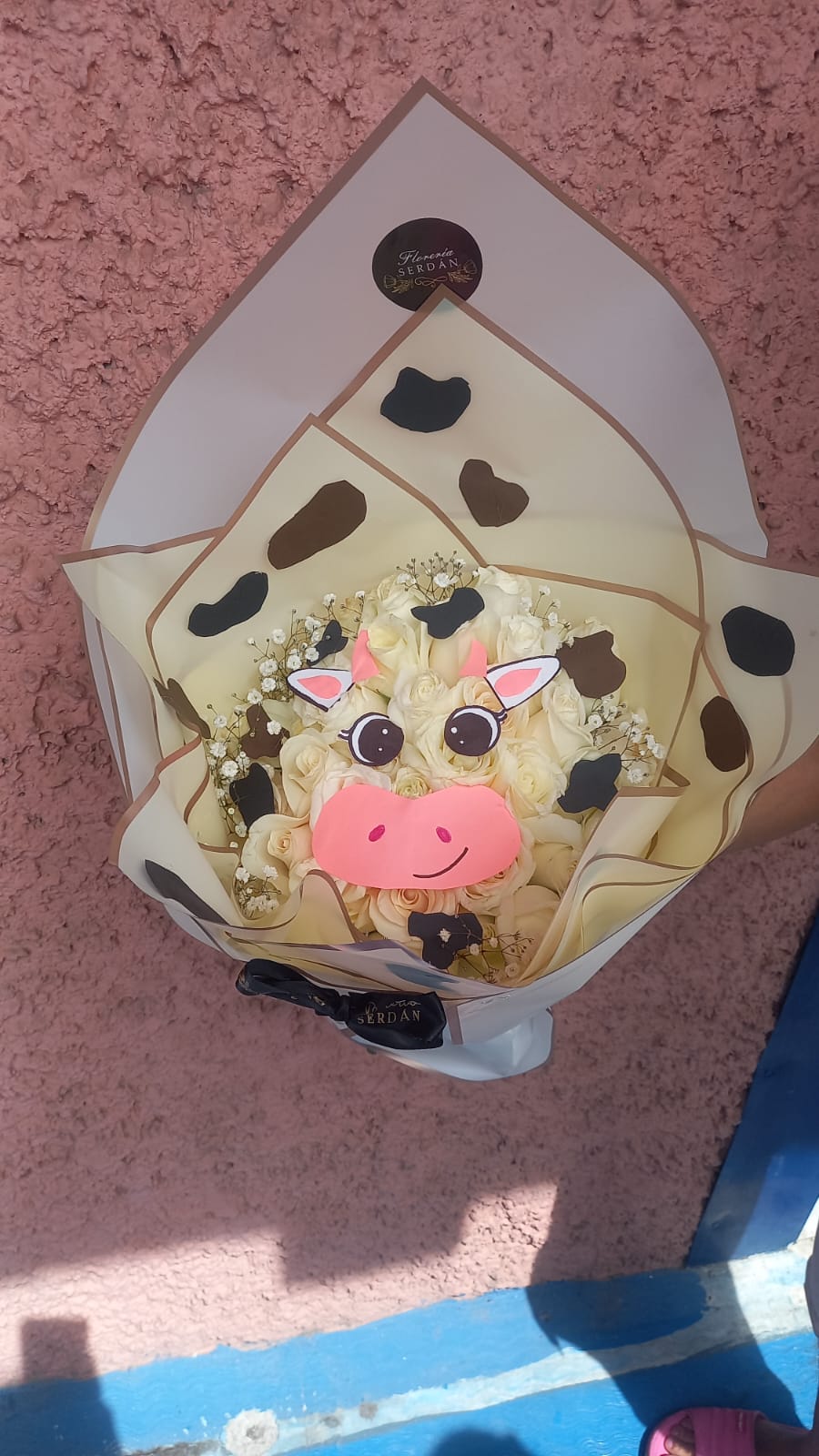 Ramos de 24 rosas personalizados