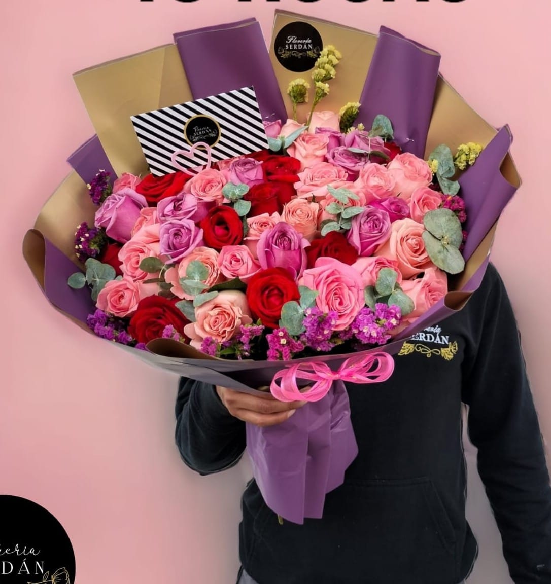 Ramo de 48 rosas